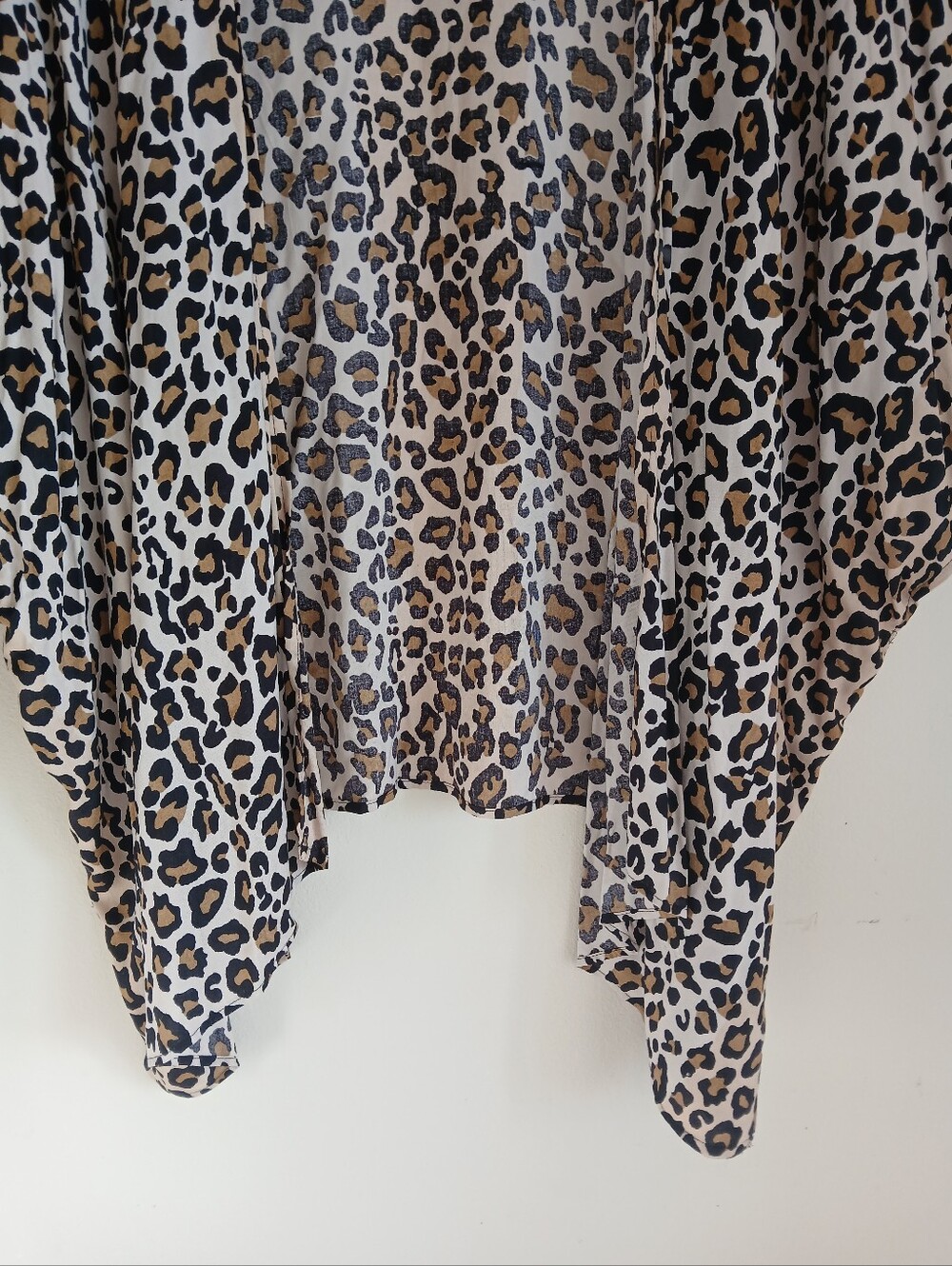 Angie Animal Print Open Kimono Top Size 2X NWT - Picture 3 of 11
